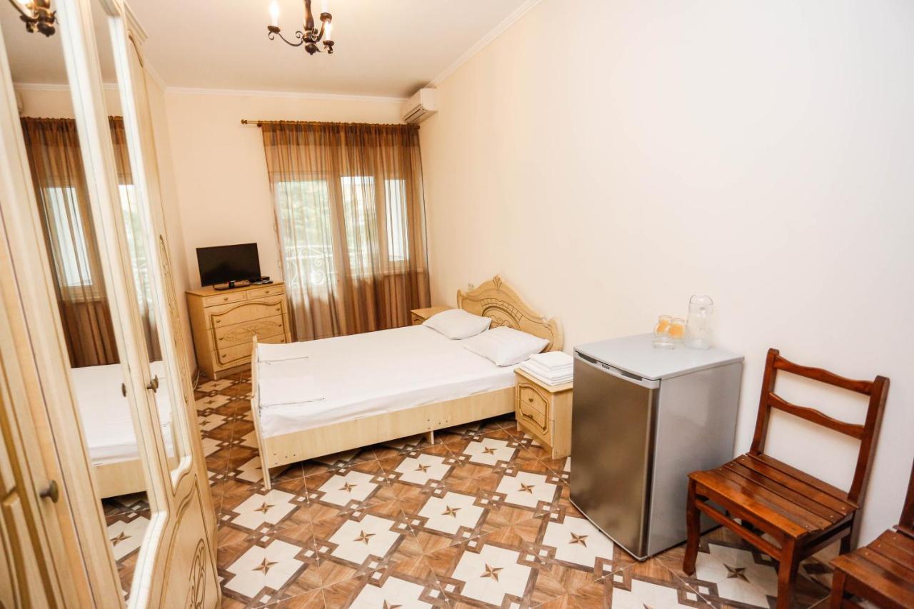 Hotel Sabina ガグラ エクステリア 写真