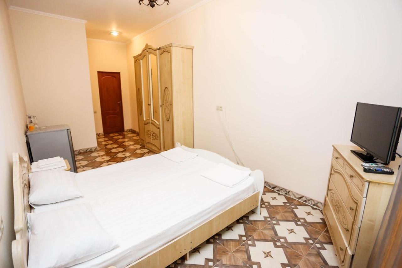 Hotel Sabina ガグラ エクステリア 写真