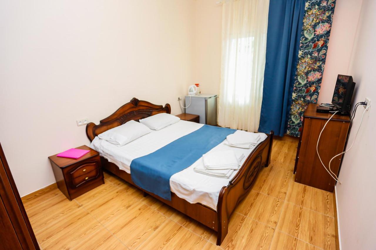 Hotel Sabina ガグラ エクステリア 写真